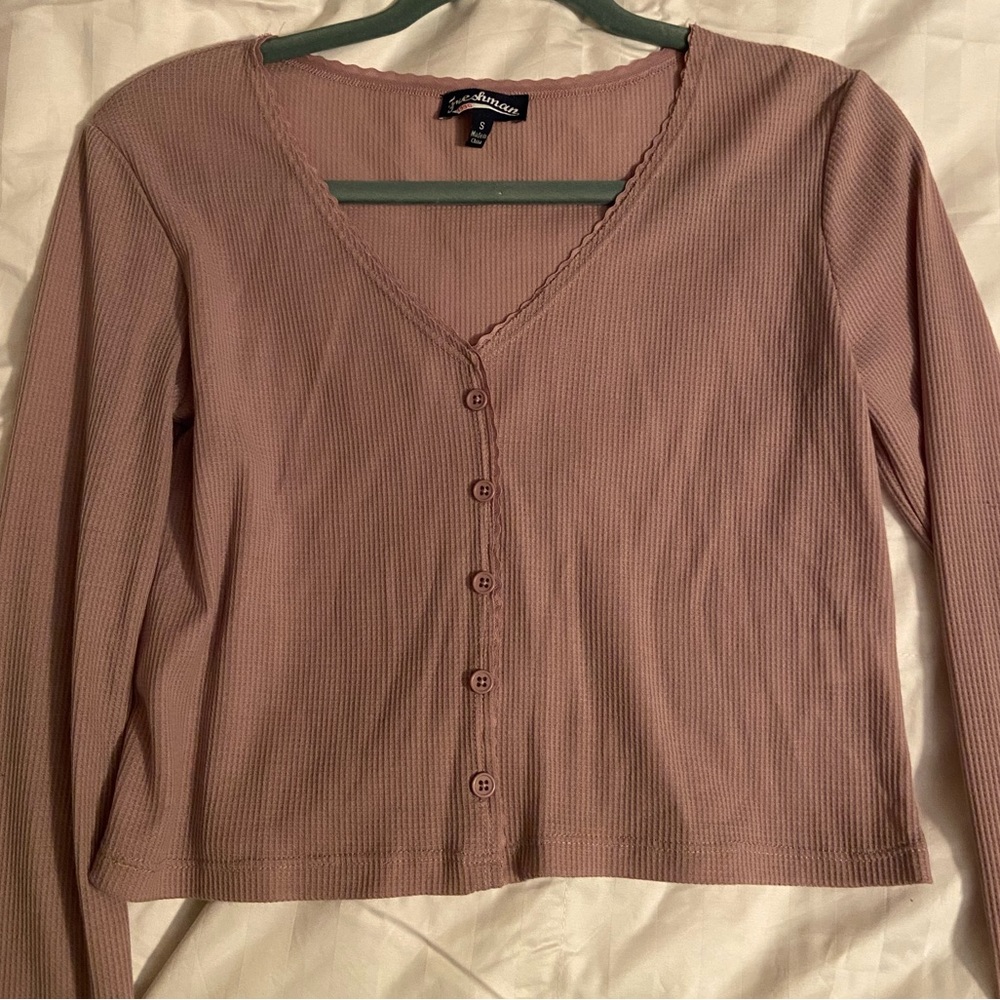 Pink long sleeve crop top
